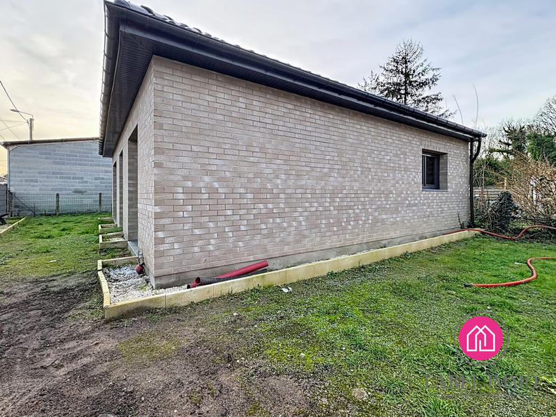 Maison - 80 m² - 4 pièces