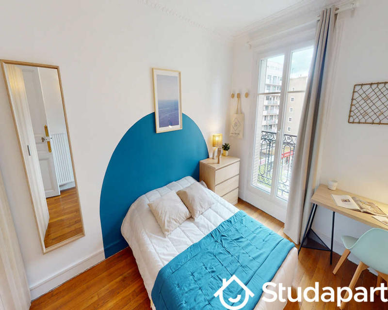 Chambre - 80 m² - 1 pièce