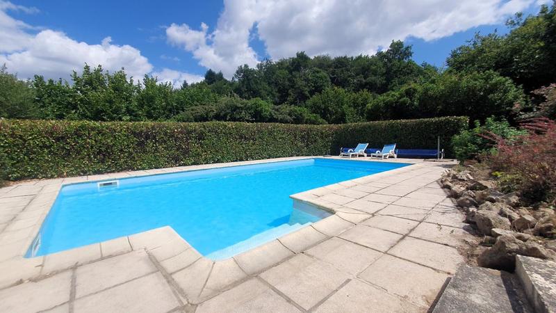 Corps de ferme - 137 m² - 6 pièces