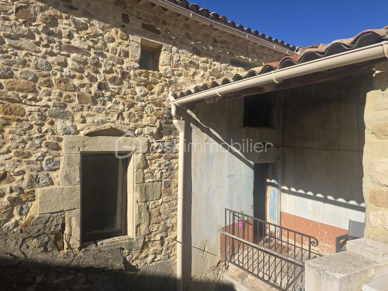 Maison en pierre - 78 m² - 4 pièces