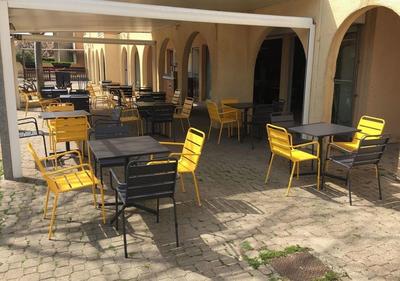 Local commercial - 90 m² - 3 pièces