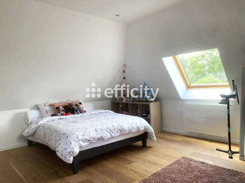 Maison - 157 m² - 6 pièces