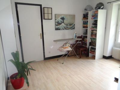 Appartement - 99 m² - 5 pièces