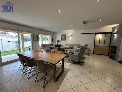 Maison - 142 m² - 6 pièces