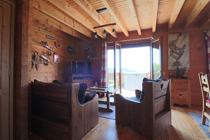 Châlet - 81 m² - 8 pièces