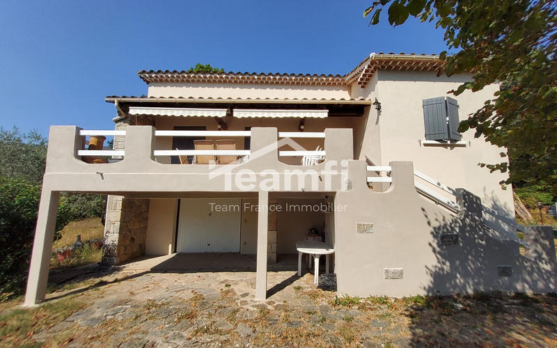 Maison - 144 m² - 4 pièces