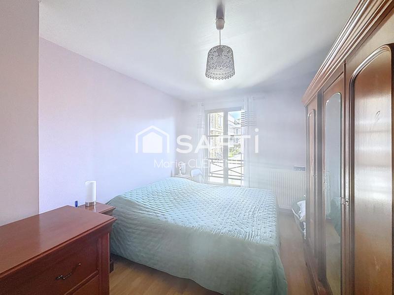 Maison - 92 m² - 5 pièces