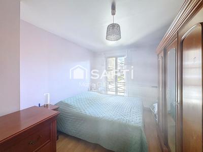 Maison - 92 m² - 5 pièces