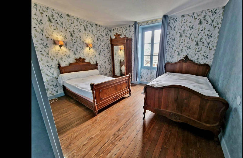 Maison - 190 m² - 10 pièces