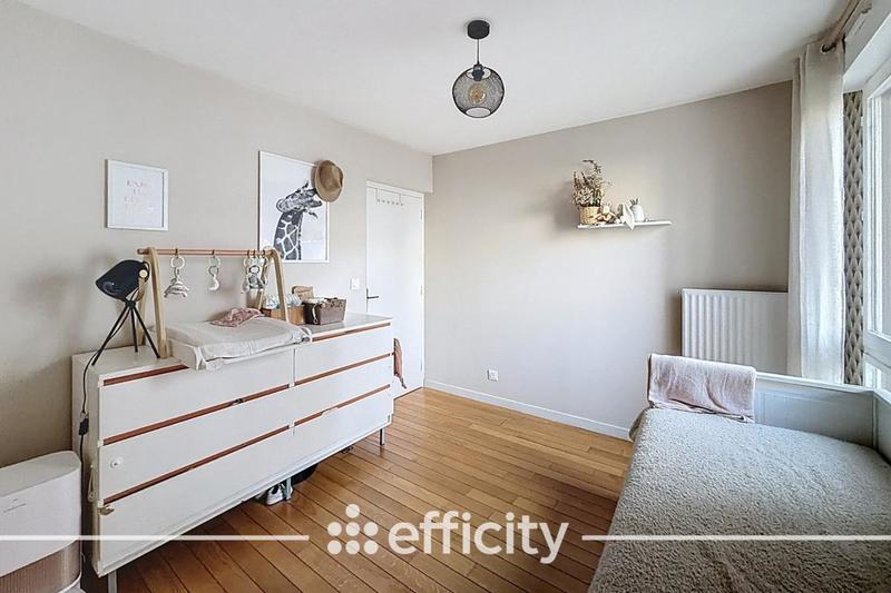 Appartement - 92 m² - 4 pièces