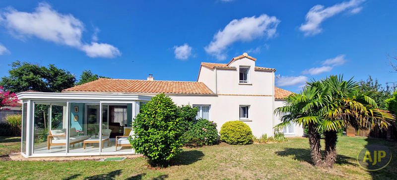 Maison - 145 m² - 6 pièces