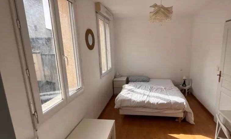 Appartement - 100 m² - 4 pièces