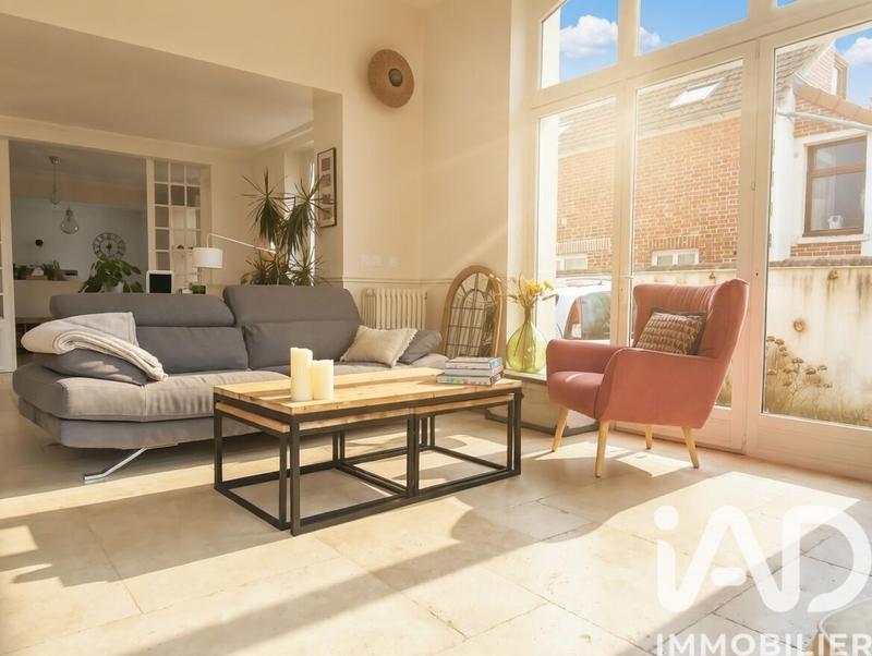 Maison - 160 m² - 5 pièces