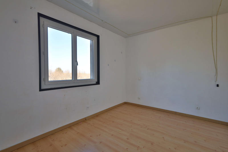 Maison - 105 m² - 4 pièces