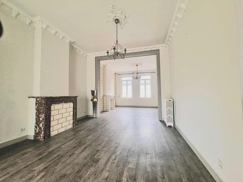 Maison - 163 m² - 6 pièces