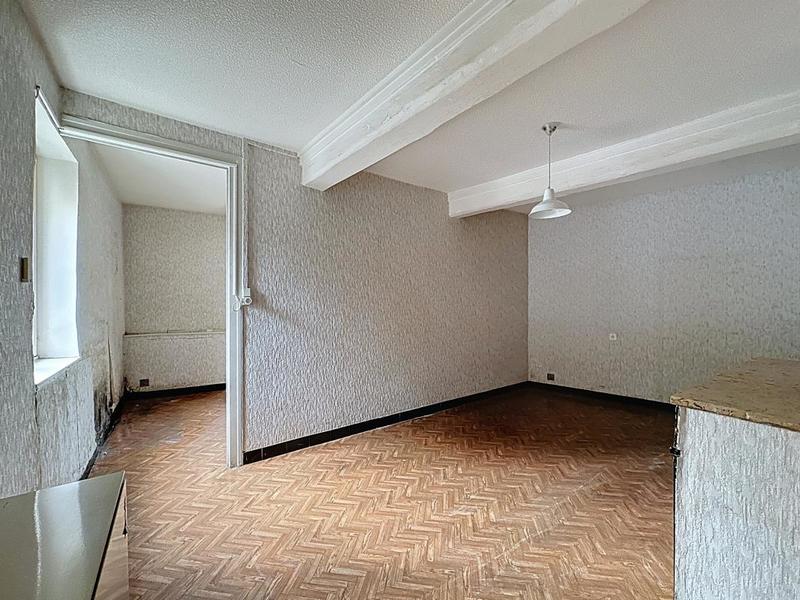 Maison - 92 m² - 5 pièces