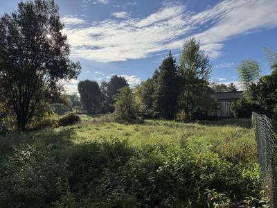 Terrain constructible - 713 m²
