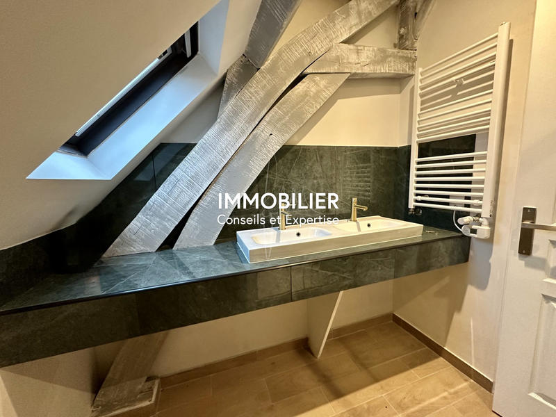 Maison - 152 m² - 6 pièces