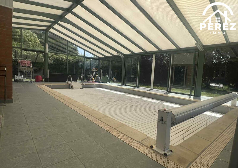 Villa - 225 m² - 7 pièces