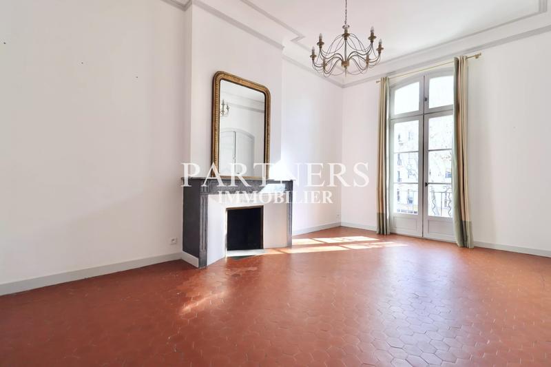 Appartement - 107 m² - 4 pièces