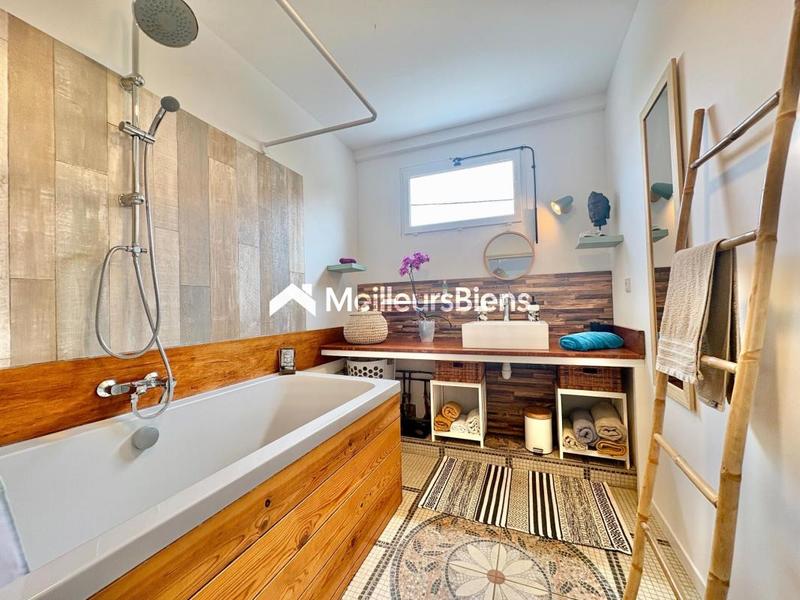 Maison - 150 m² - 6 pièces