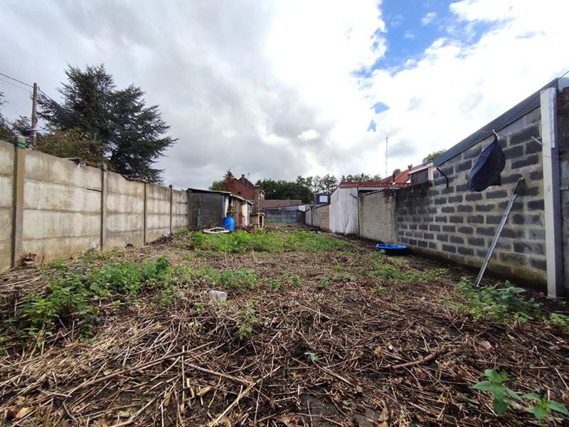 Terrain constructible - 253 m²