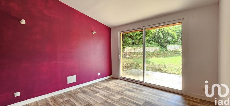 Maison - 243 m² - 9 pièces