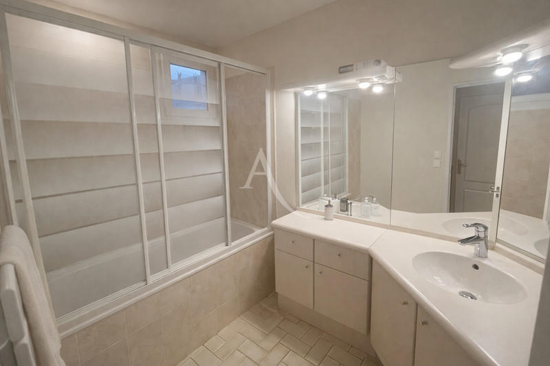 Maison - 94 m² - 4 pièces