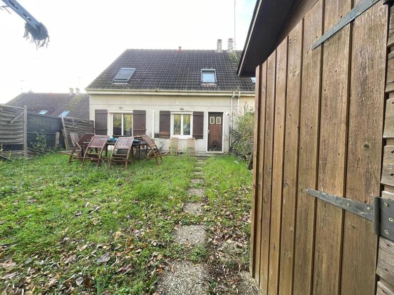 Maison - 88 m² - 5 pièces