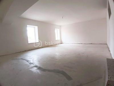Appartement - 92 m² - 4 pièces