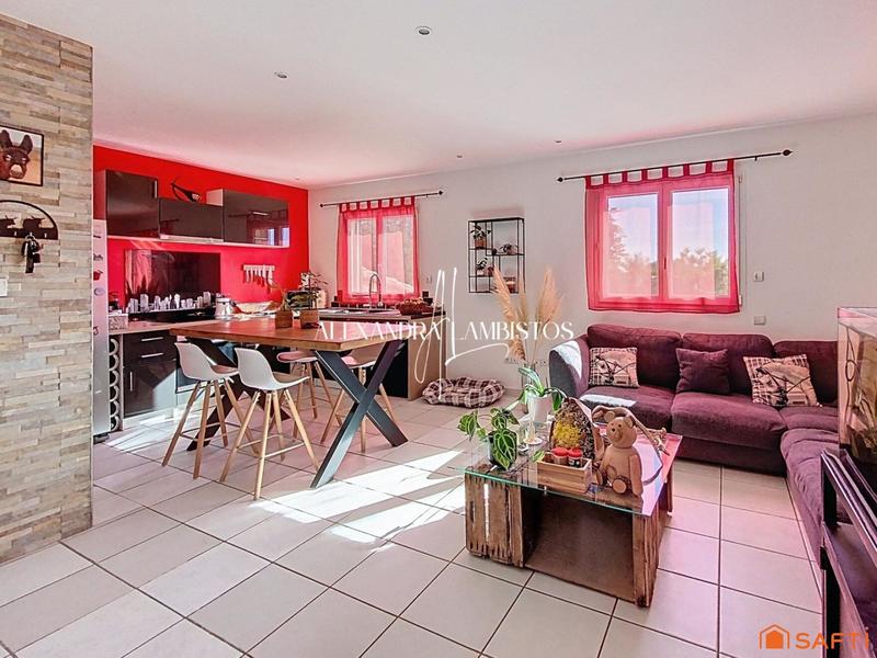 Maison - 248 m² - 10 pièces