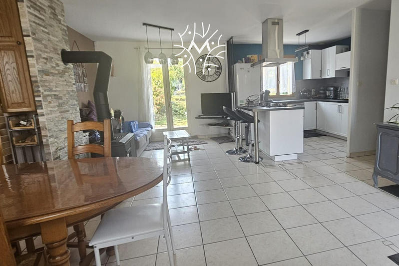 Maison - 100 m² - 5 pièces