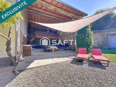 Maison - 275 m² - 7 pièces