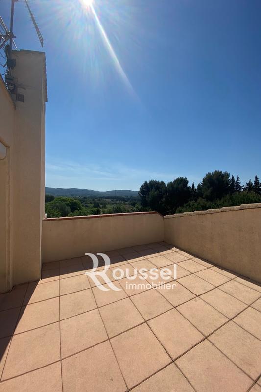 Villa - 203 m² - 7 pièces