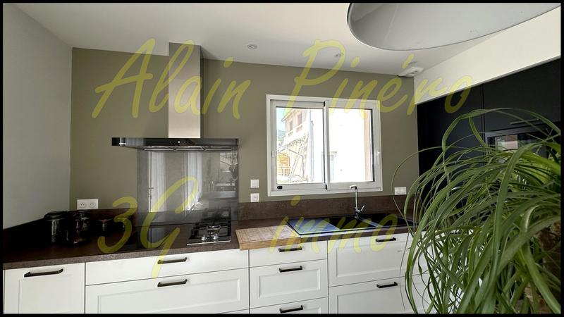 Villa - 93 m² - 3 pièces