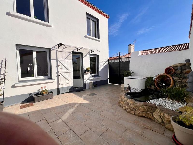 Maison de village - 140 m² - 7 pièces