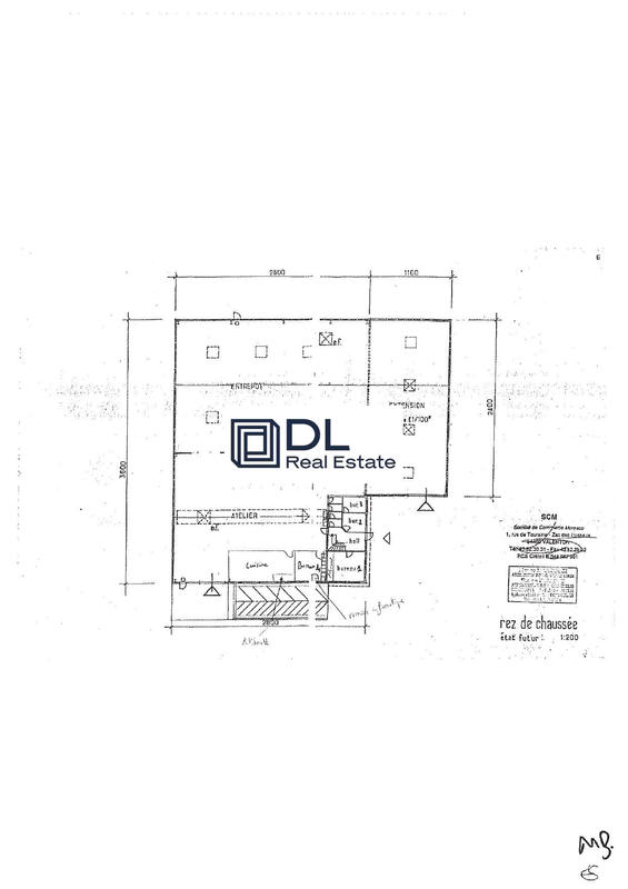 Entrepôt - 1 280 m²