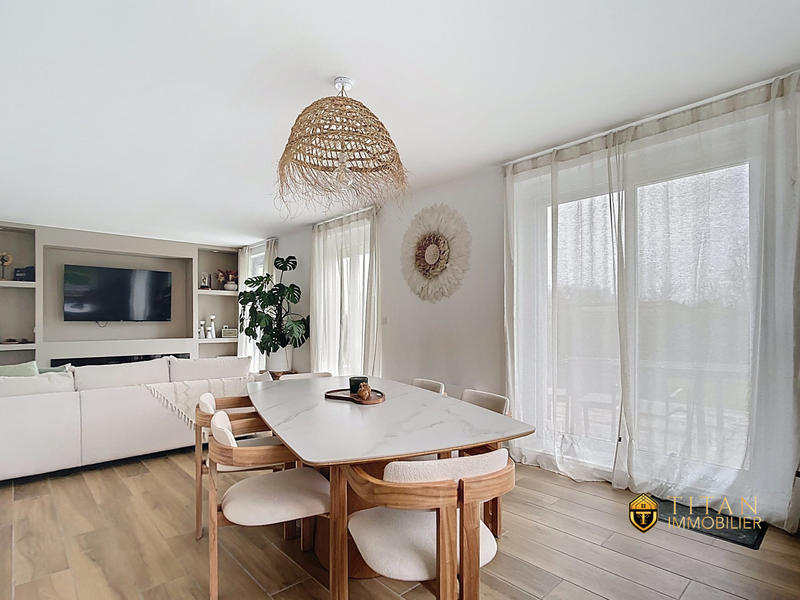 Maison - 127 m² - 5 pièces