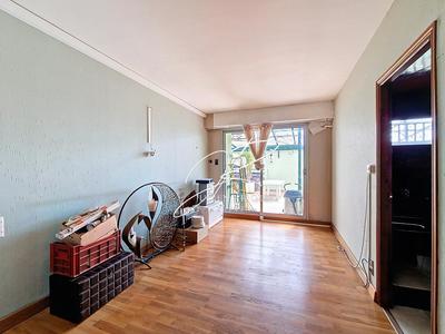 Appartement - 177 m² - 5 pièces