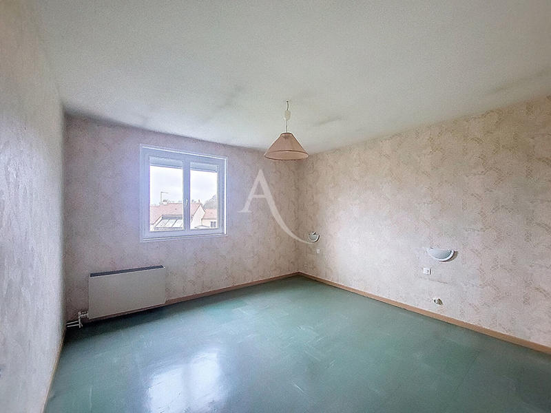 Maison - 111 m² - 5 pièces