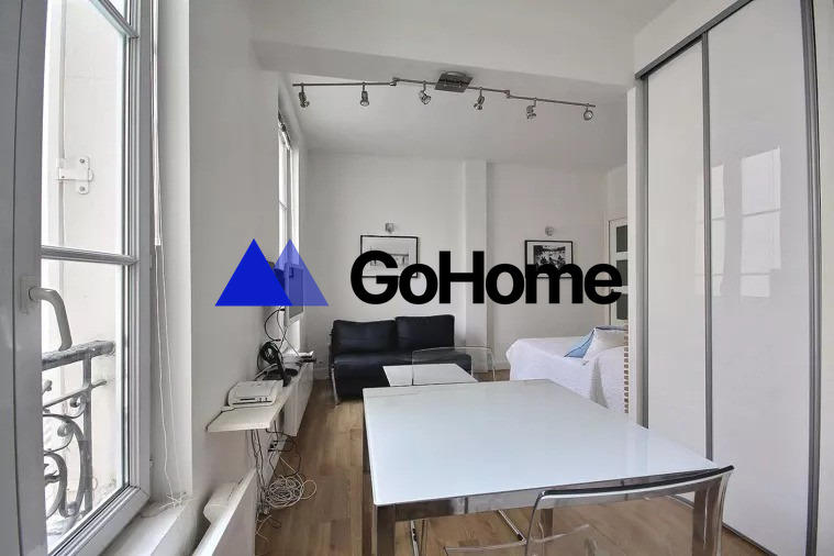 Studio - 25 m² - 1 pièce