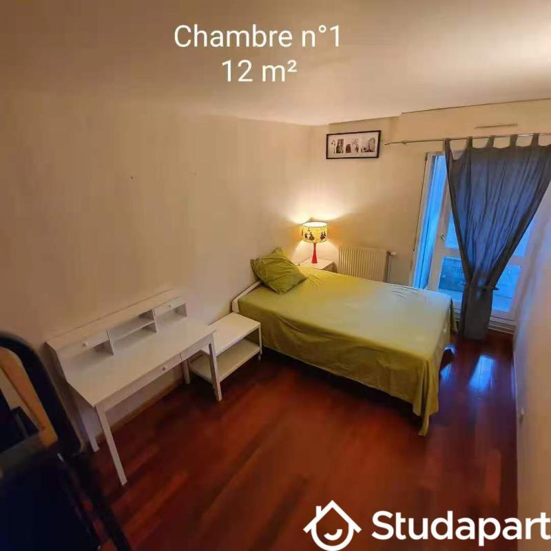 Chambre - 11 m² - 1 pièce