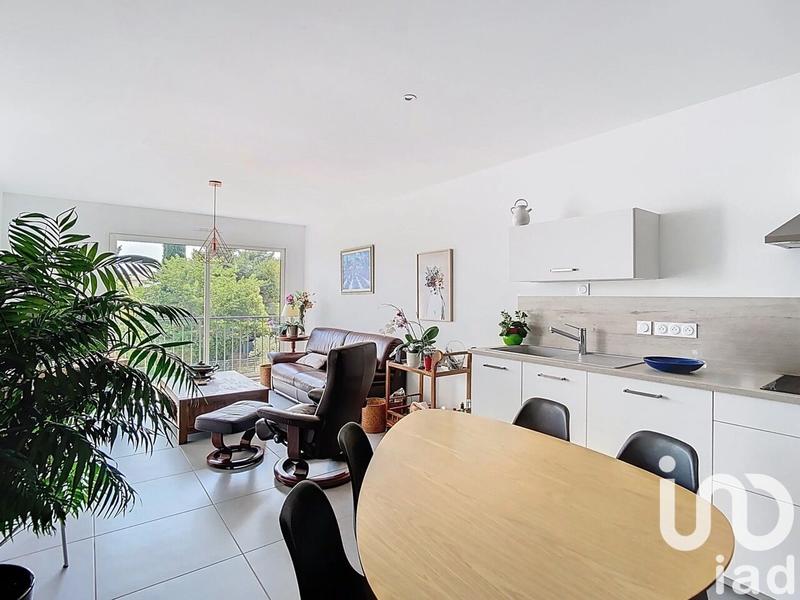 Appartement - 70 m² - 3 pièces