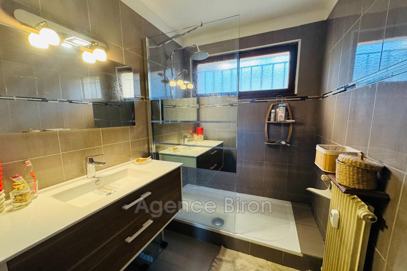 Appartement - 77 m² - 3 pièces