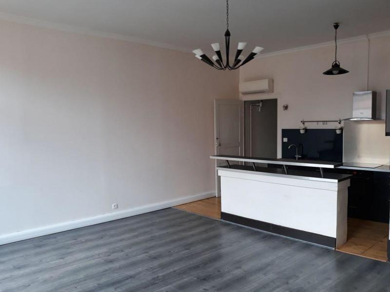 Appartement - 64 m² - 2 pièces