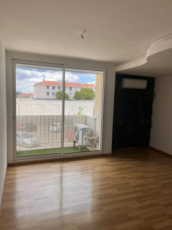 Appartement - 57 m² - 3 pièces