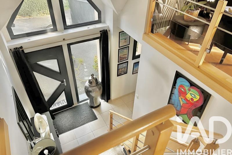 Maison - 197 m² - 5 pièces