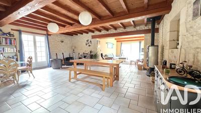 Maison - 200 m² - 6 pièces