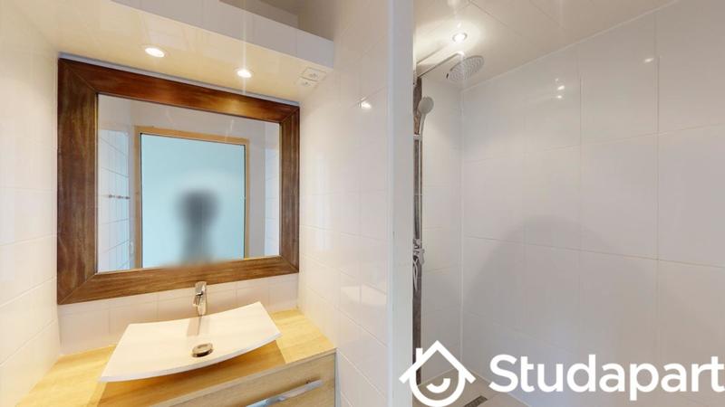 Chambre - 11 m² - 1 pièce