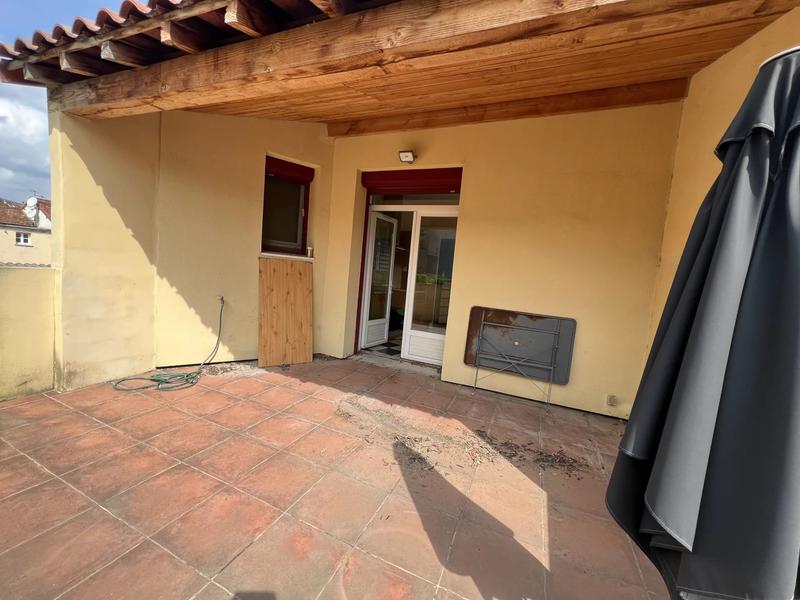 Immeuble - 180 m² - 7 pièces